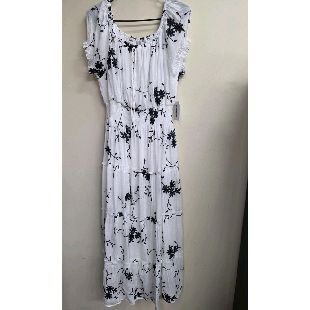 Kindred 1X White Black Floral Embroidered Tiered Maxi Dress Boho Cottagecore NWT